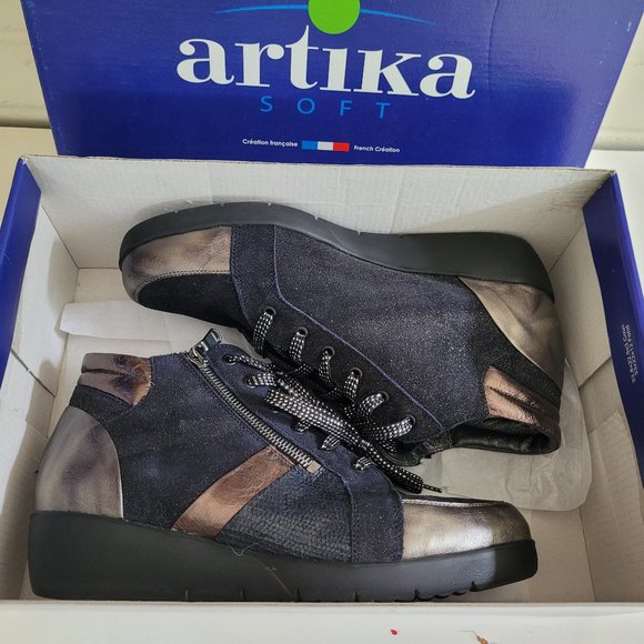 Artika Soft Black and Metallic Zipped Booties EU 40/US 9.5 - Picture 5 of 11